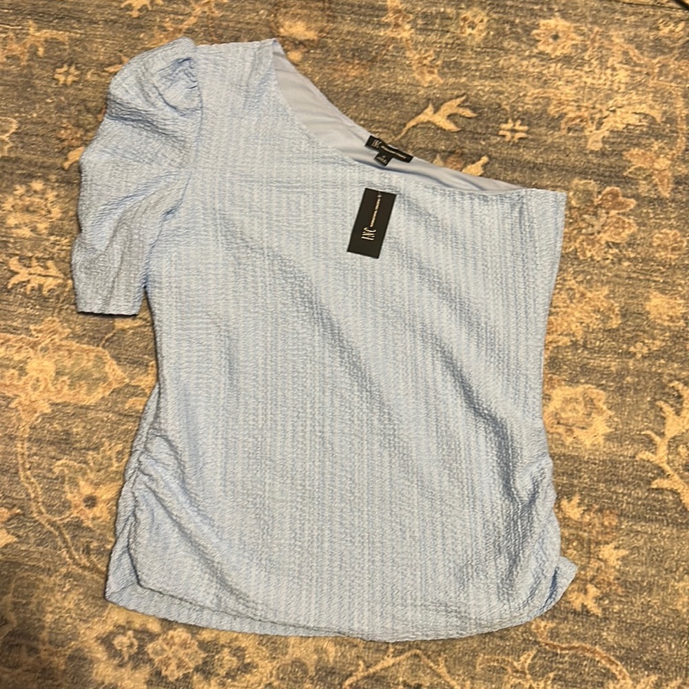 Exotic escape top